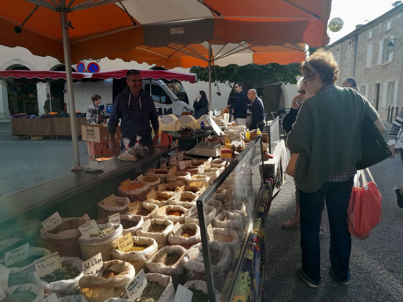 Marché traditionnel, Duras - photo 9
