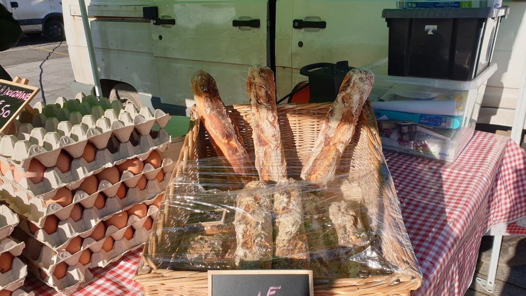 Marché hebdomadaire, Gouzon - photo 2