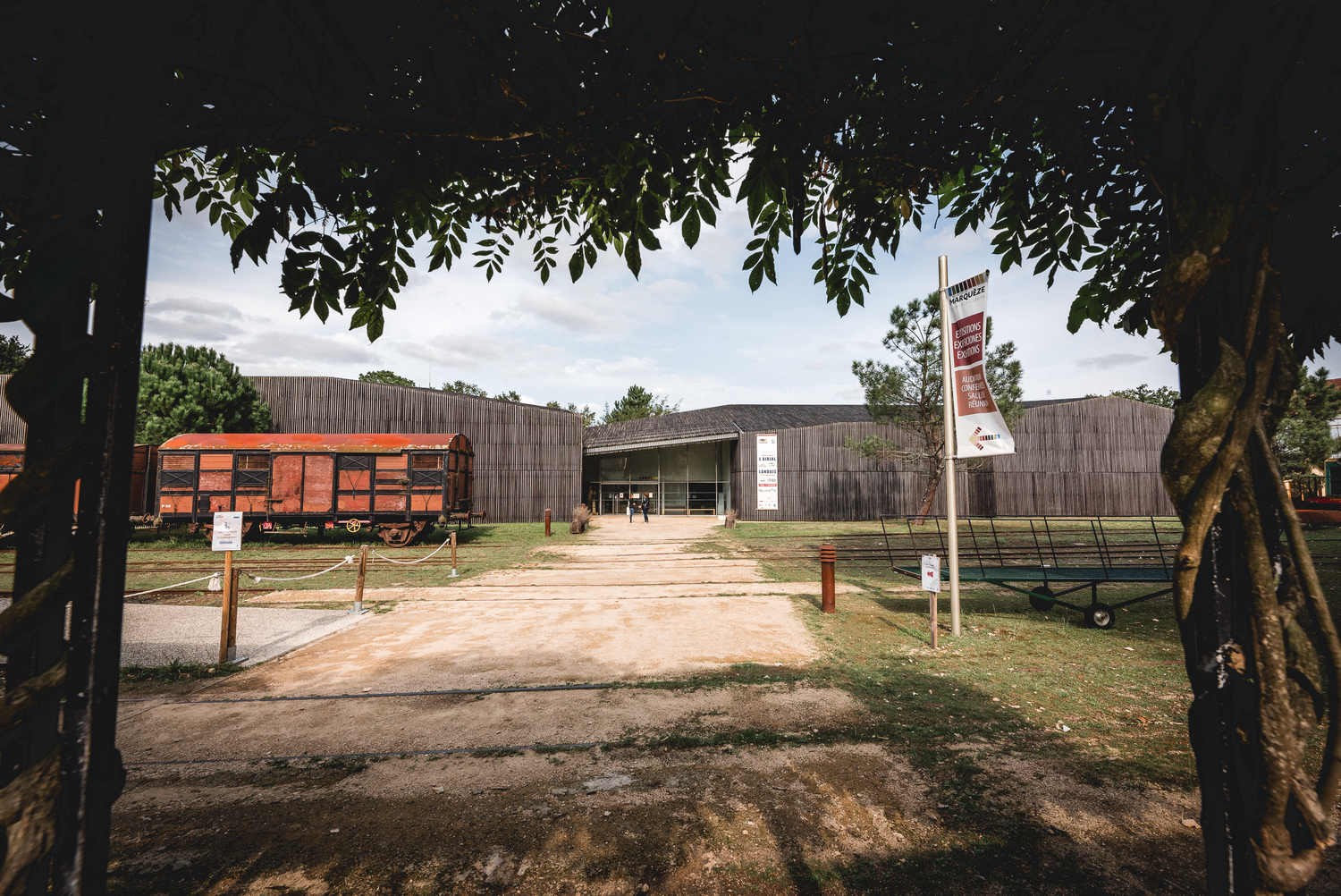  Le Pavillon des expositions 