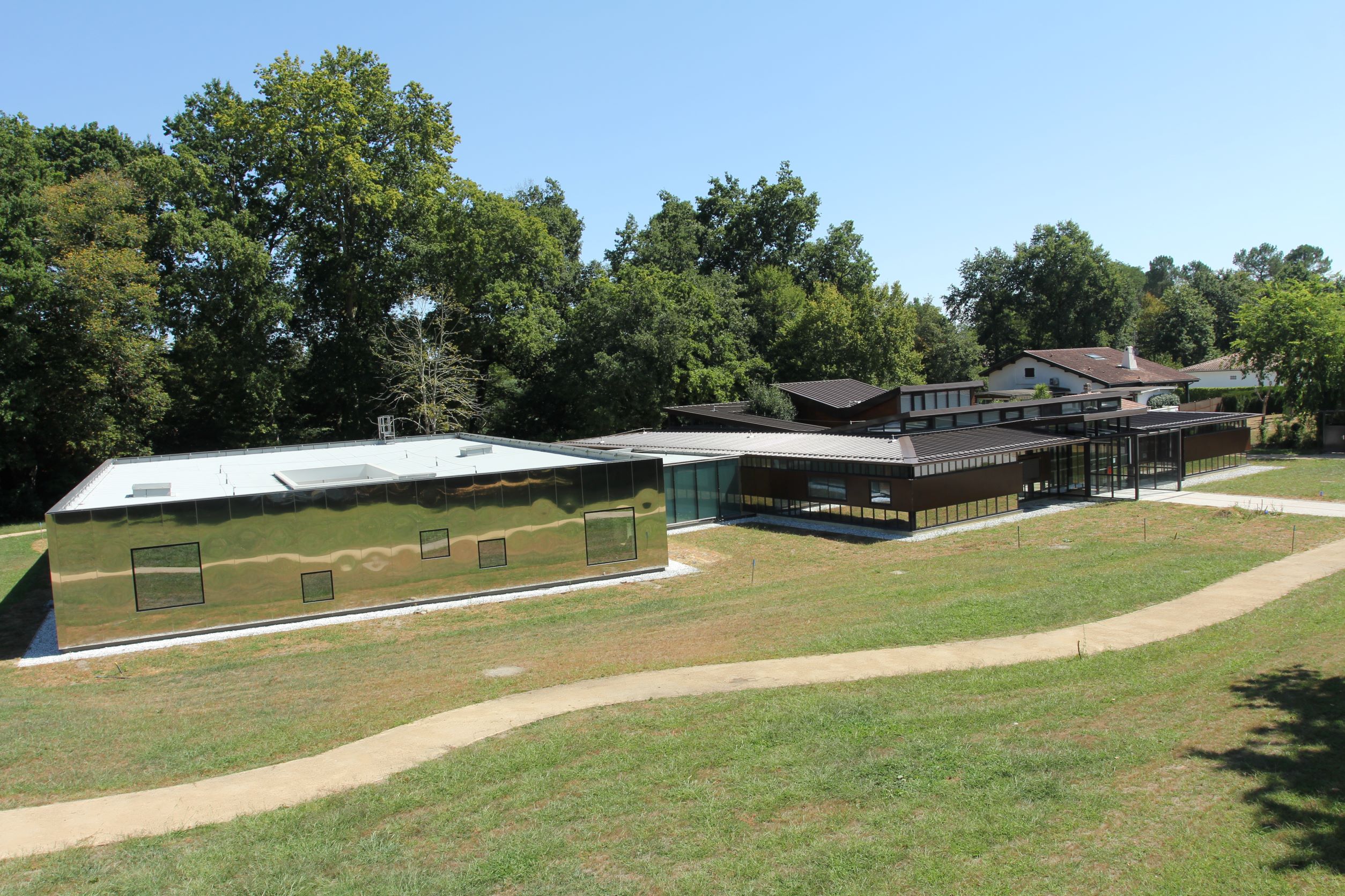 Médiathèque Louise Michel