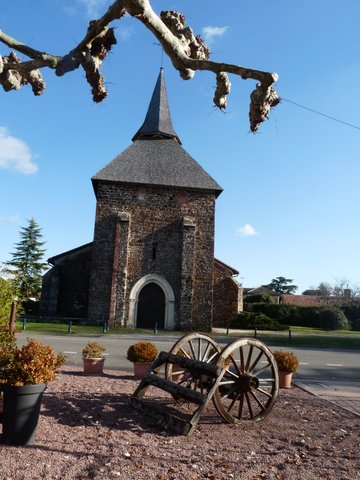 Eglise Saint Jean Baptiste de Mézos
