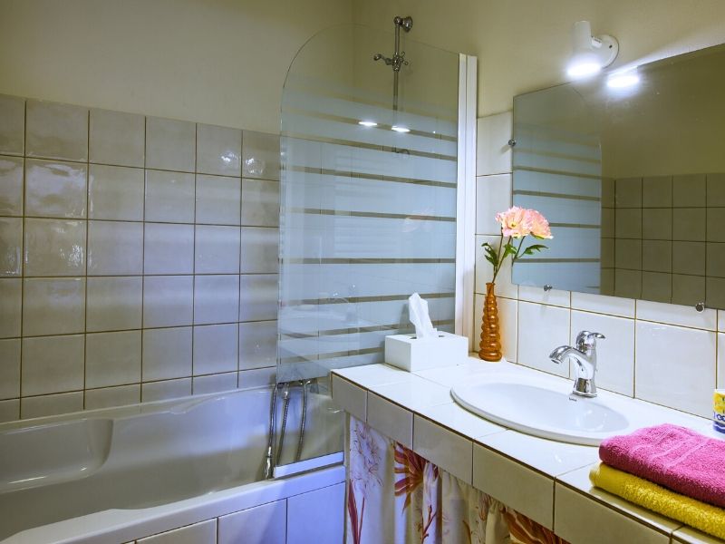 Madame Michèle DURANTEAU, Frontenac - photo 4