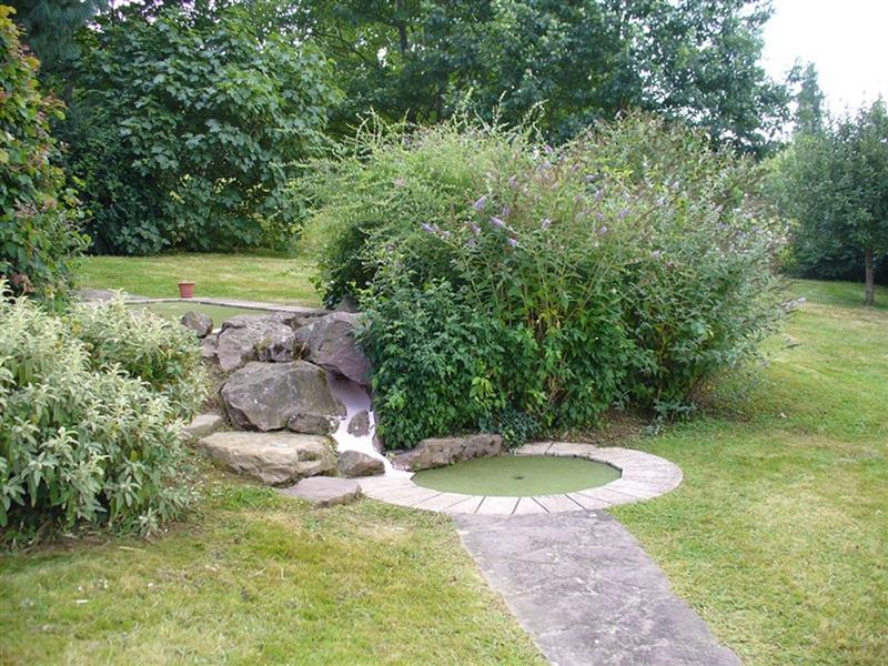  Mini Golf Larroinia