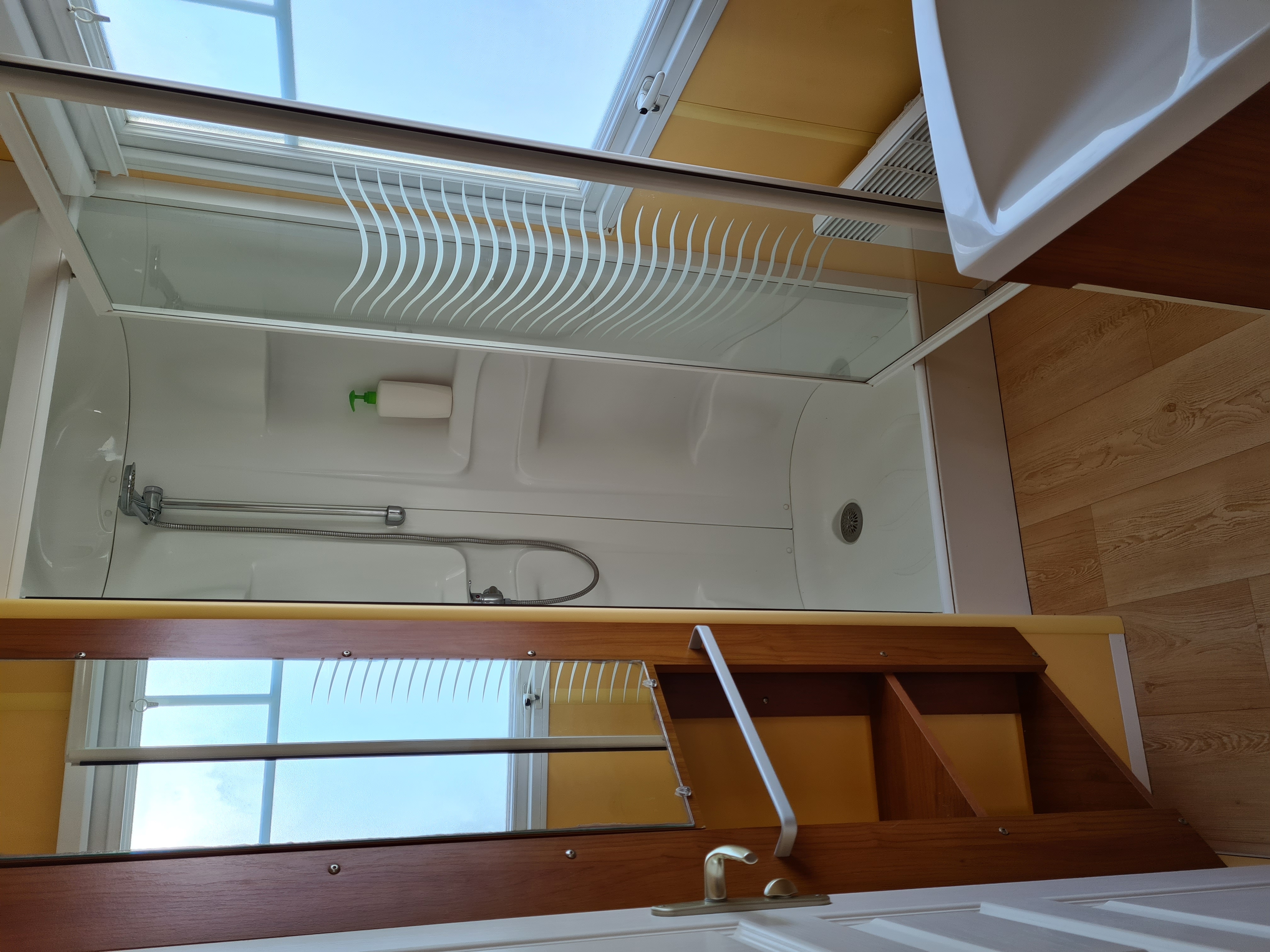 Mobihome douche