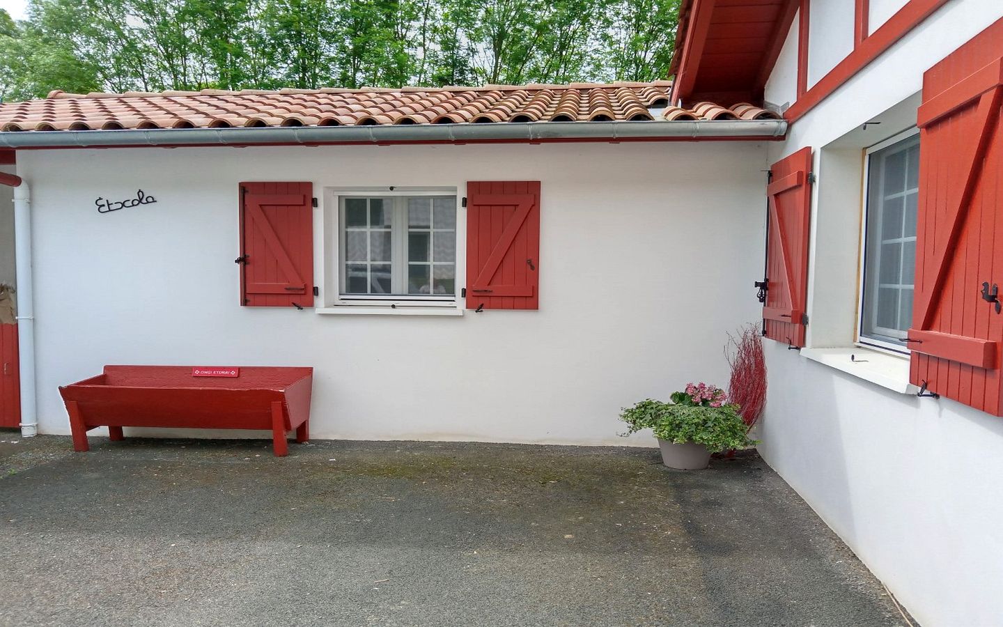 Madame Dominique MONGABURU, Ispoure - photo 7