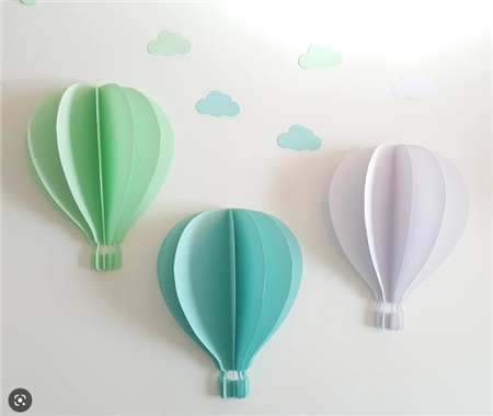Atelier créatif : Montgolfière en 3D sur feuille Atelier créatif : Montgolfière en 3D sur feuille