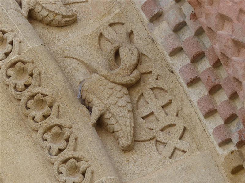 Découvre l'église avec Bouh le monstre gentil !
