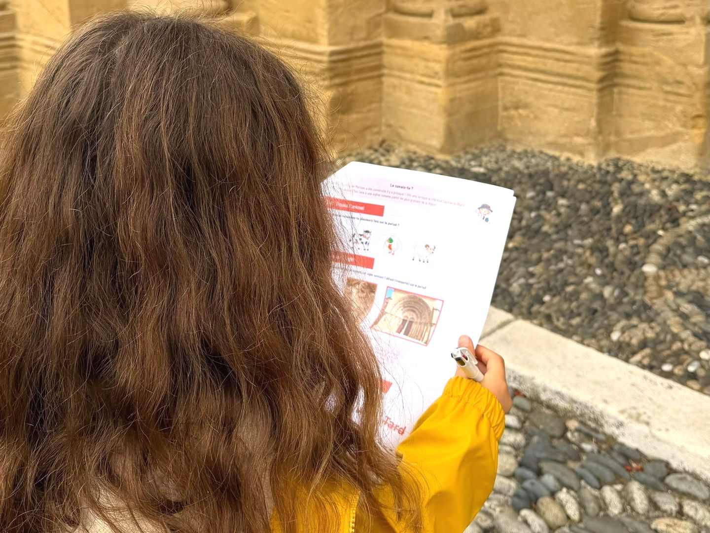 Je découvre avec "Zoé la curieuse" l'église Sainte-Foy de Morlaàs, Morlaàs - photo 7