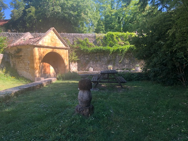 Aire de pique nique à Monpazier - photo 2