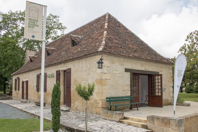 Maison John et Eugénie BOST