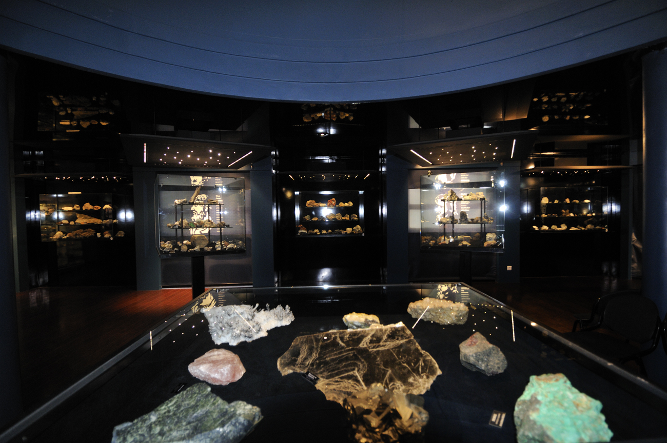 Musée de la minéralogie et de la pétrographie — Musées & Expositions à Haute-Vienne