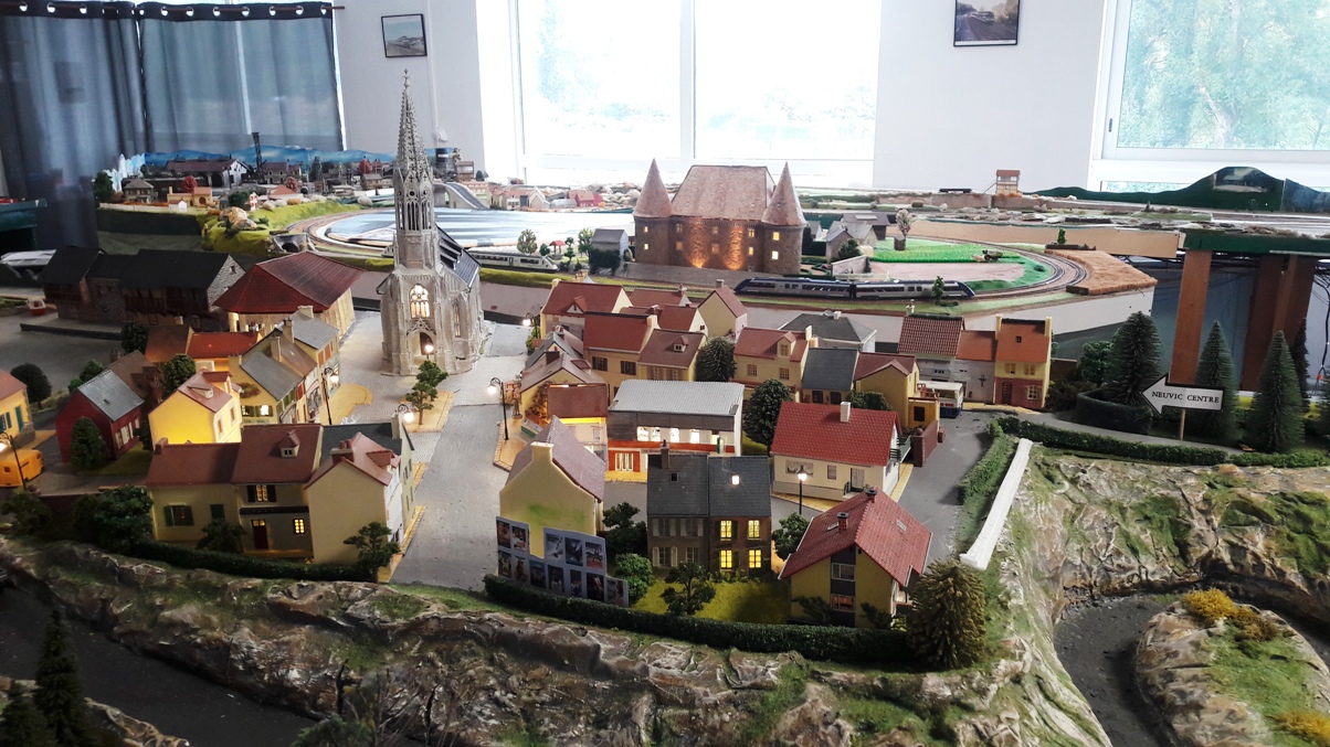 Trains miniatures - photo 4