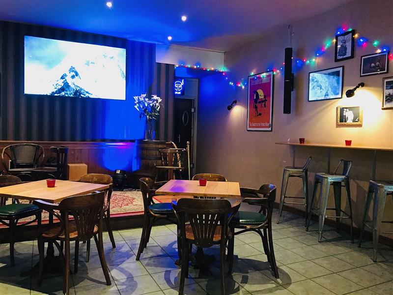 Newquay Pub