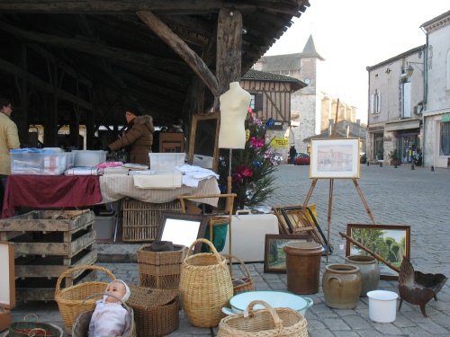 Marché aux puces - Brocante - photo 3