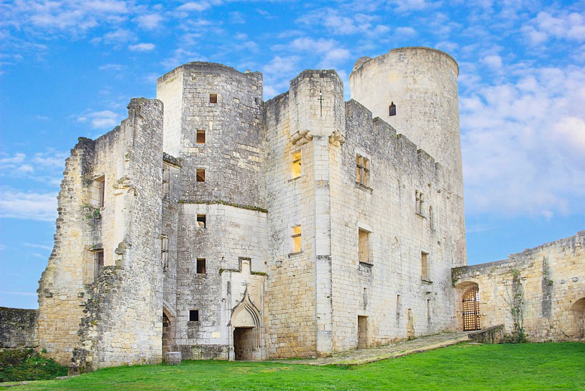 Château de Rauzan, Rauzan - photo 3
