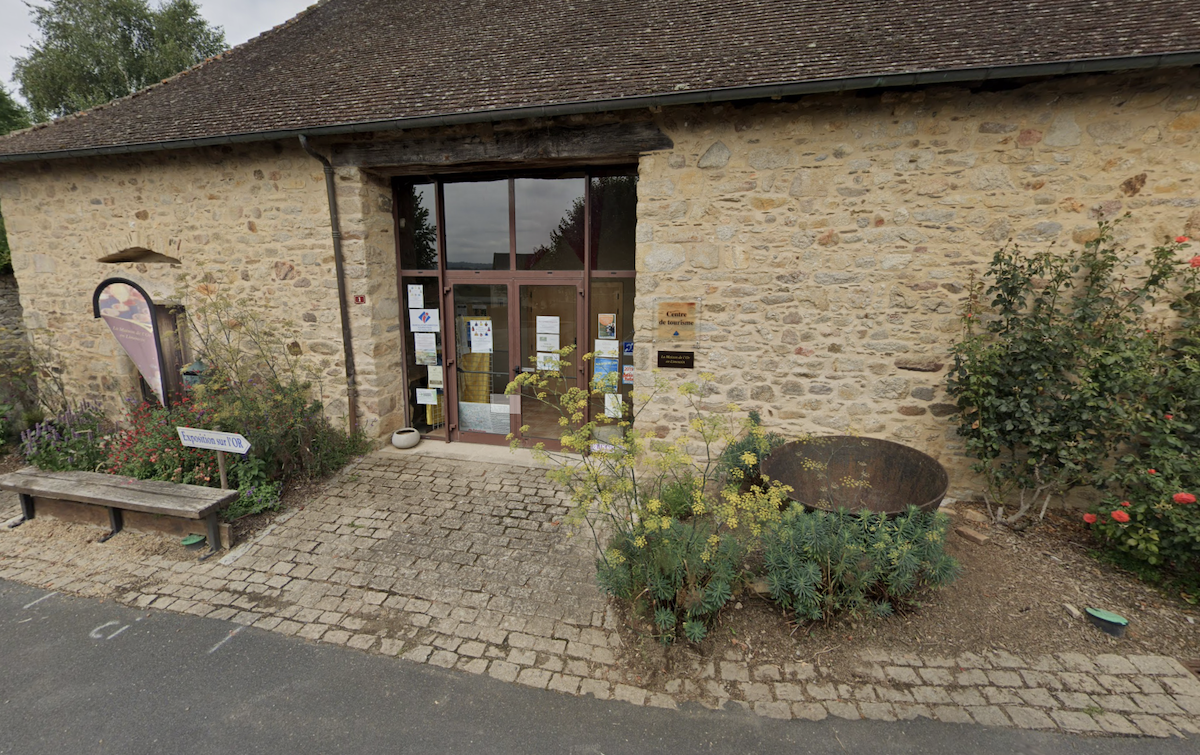 Office de Tourisme du Pays de Saint-Yrieix - Bureau d'Information Touristique Le Chalard — Offices de tourisme à Haute-Vienne