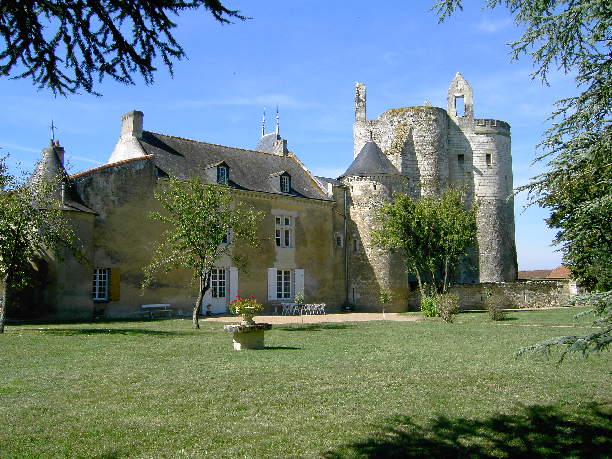 Baronnie de Saint-Cassien, Angliers - photo 4