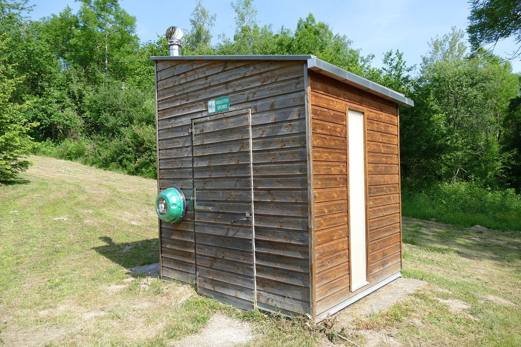 Parc de Coux : Aire de pique-nique et de jeux, Auzances