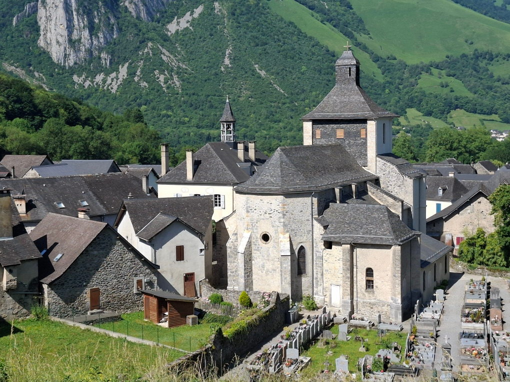 Du galet au béton, sauvegarde du patrimoine en péril.