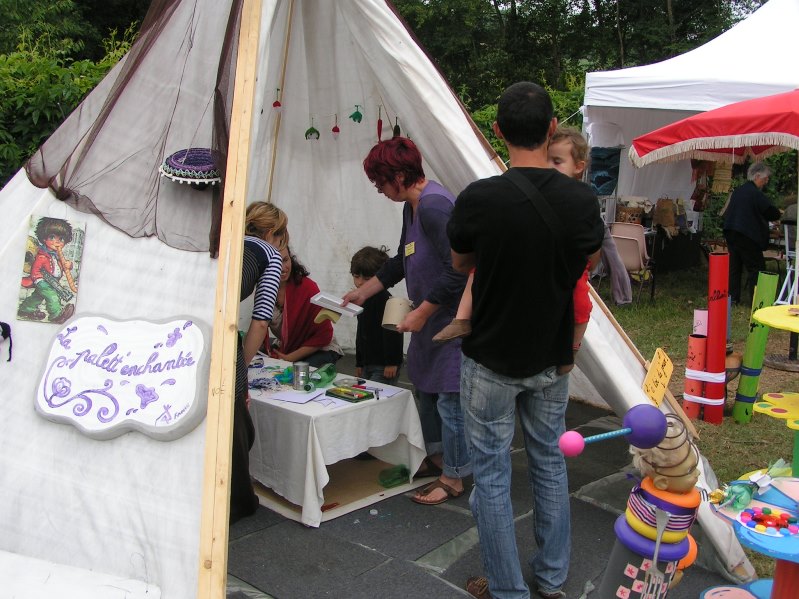 Dimanche de l'Enfance, Esclottes