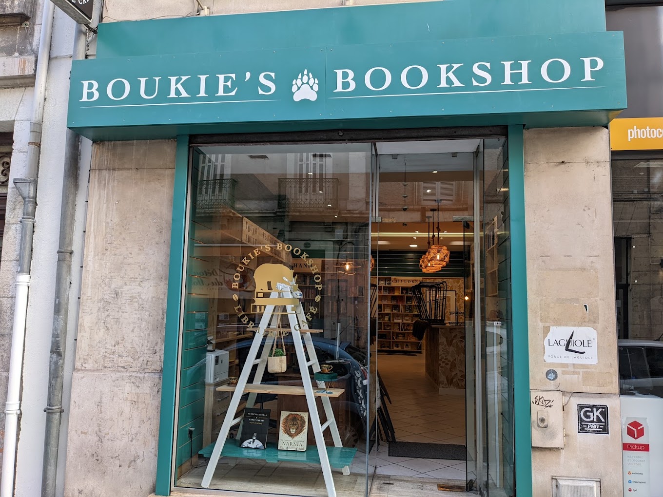Boukie's bookshop