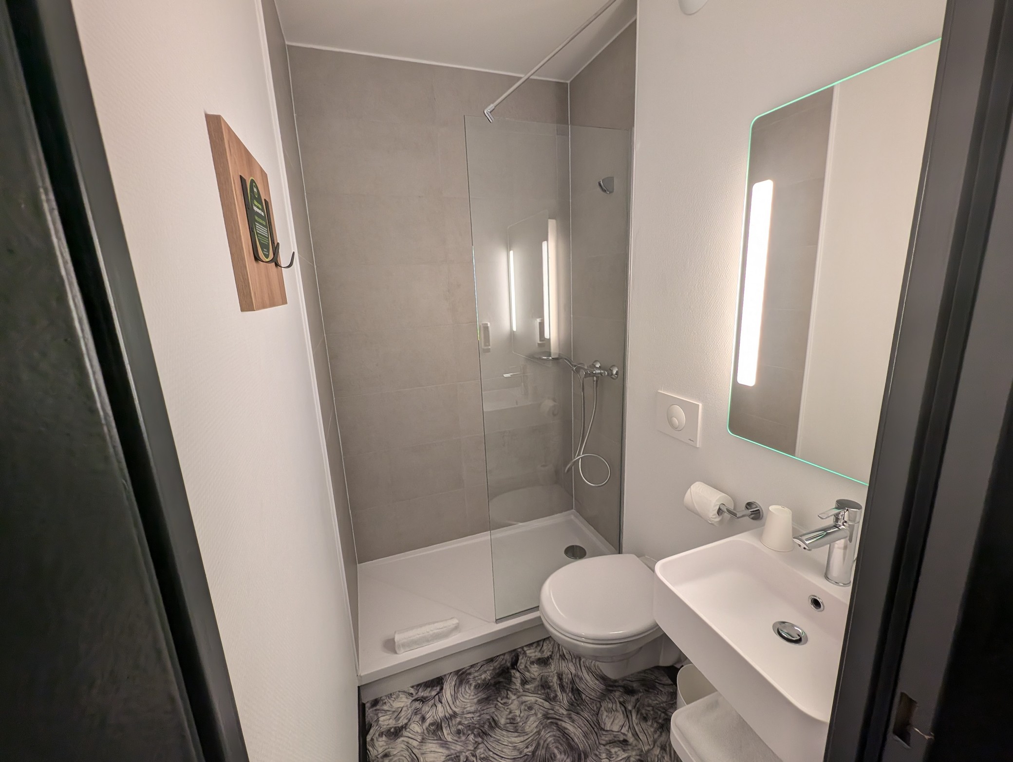 B&B Hôtel Niort Sud Venise Verte