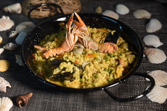 Soirée paëlla par La Roquille en fêtes