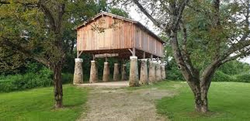 Cité médiévale et bords de Garonne - photo 3