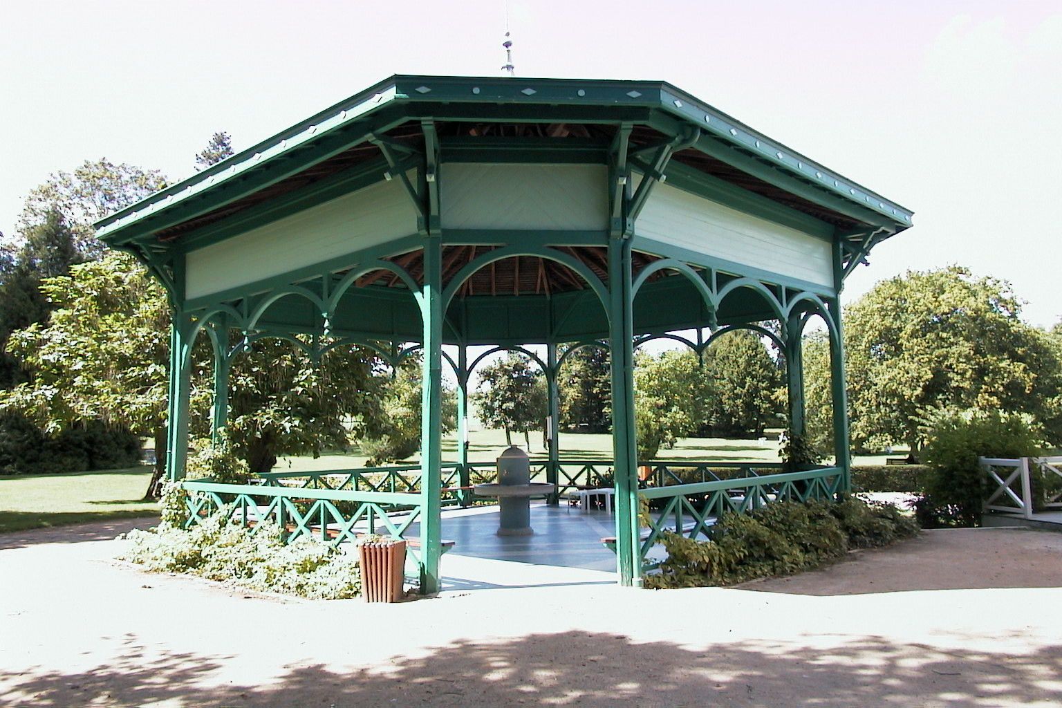 Kiosque du Parc Thermal de La Roche-Posay