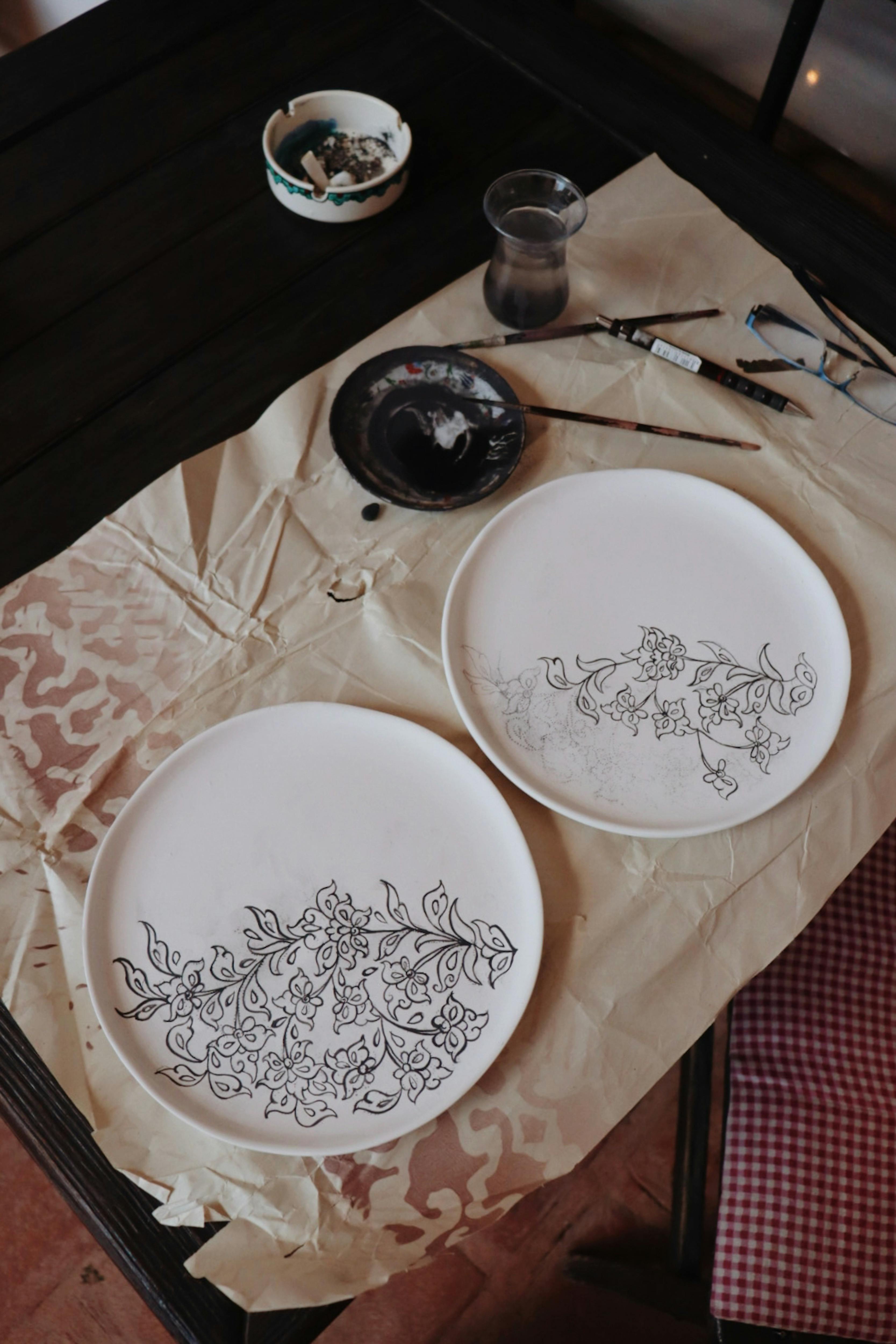 Activité de la MCL : Atelier peinture sur porcelaine