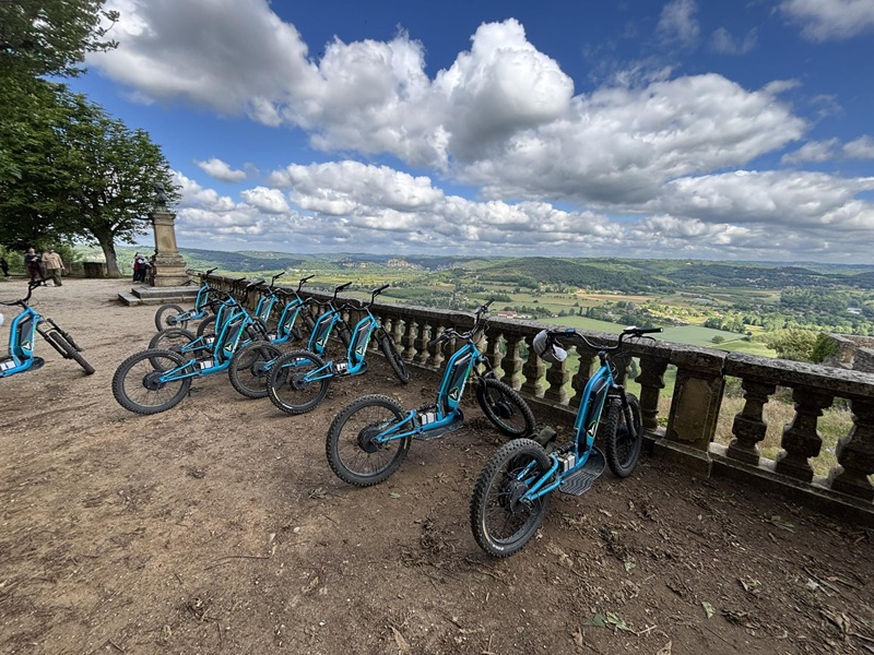 Été actif : Trottinette électrique tout terrain, Grives
