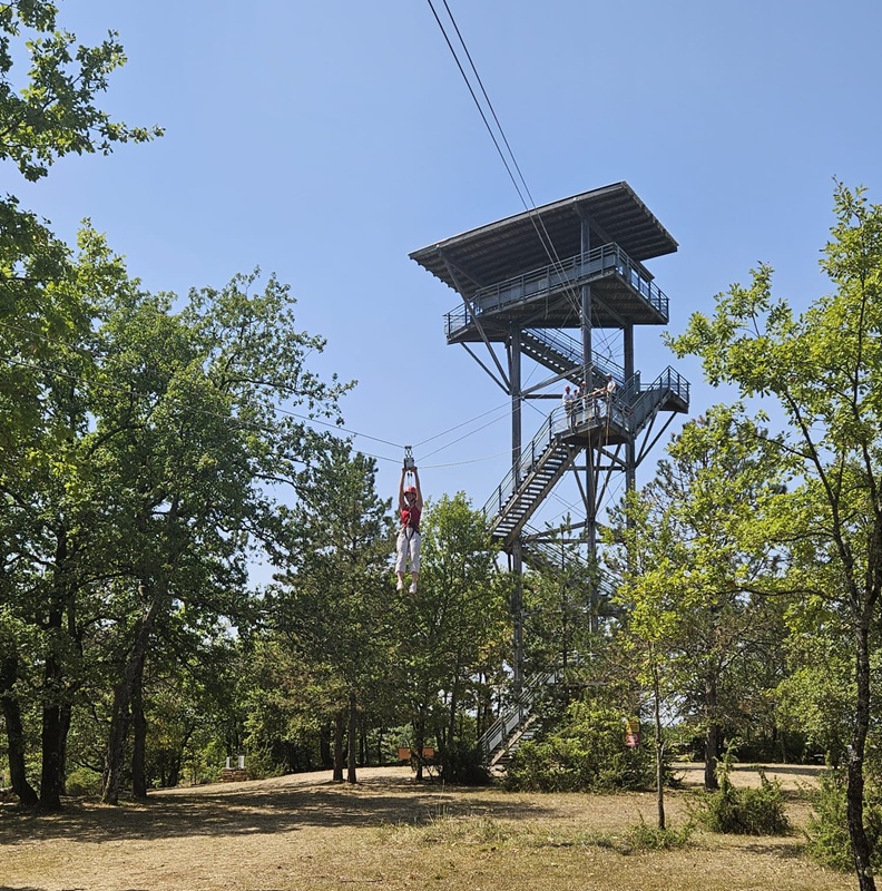 Été actif : Tyrolienne géante de la Tour de Moncalou et Escalade, Florimont-Gaumier - photo 2