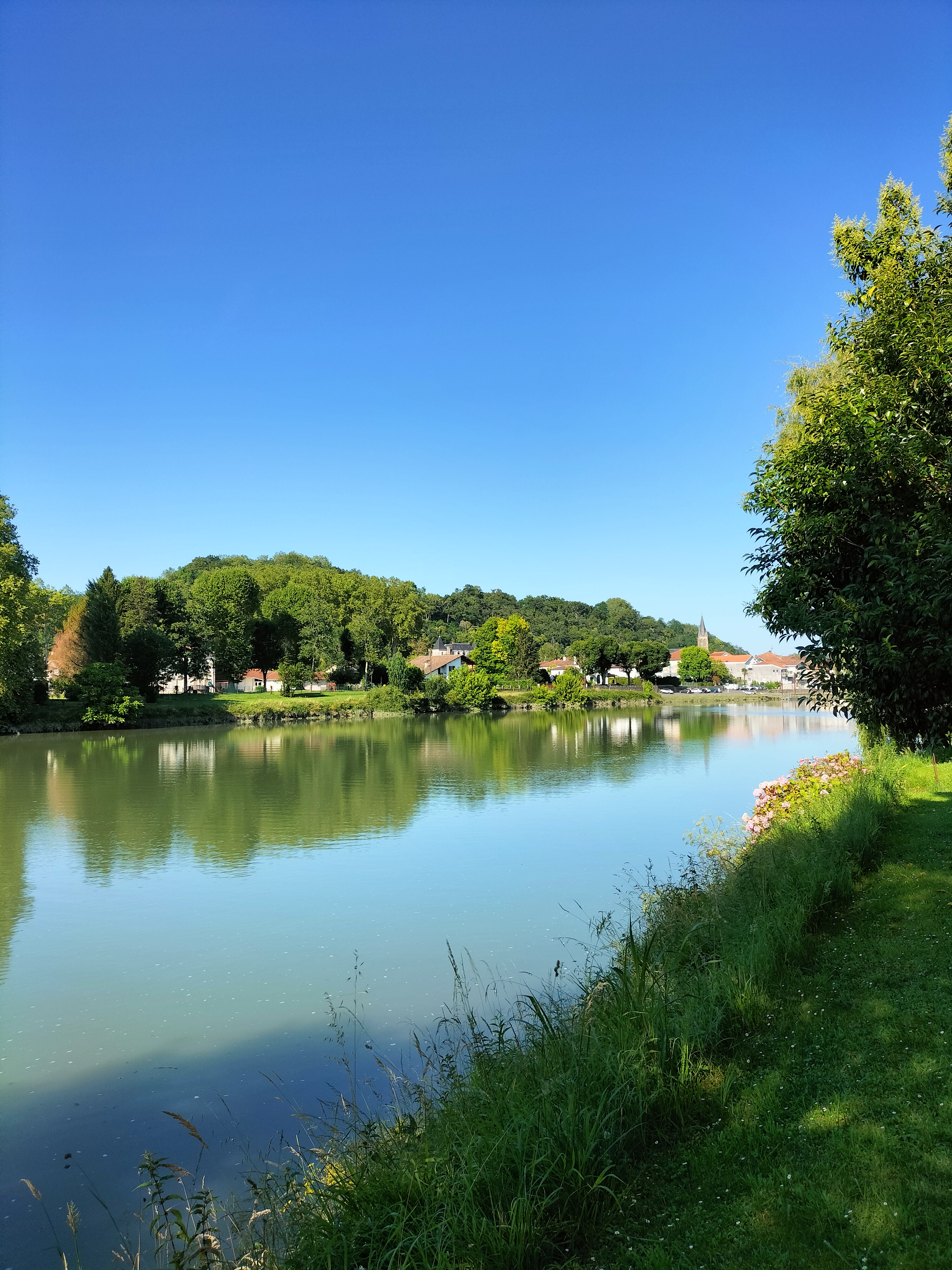 Promenade de la Pêcherie — Fleuves, Étangs & Lacs à Landes