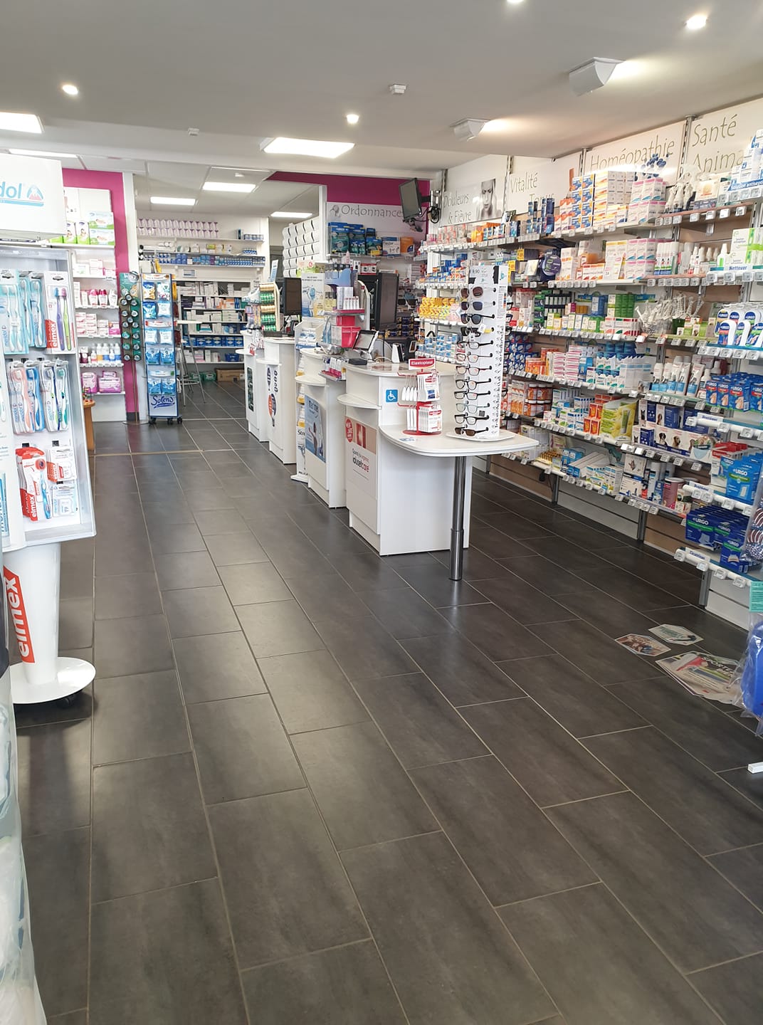 Pharmacie Caze — photo 3