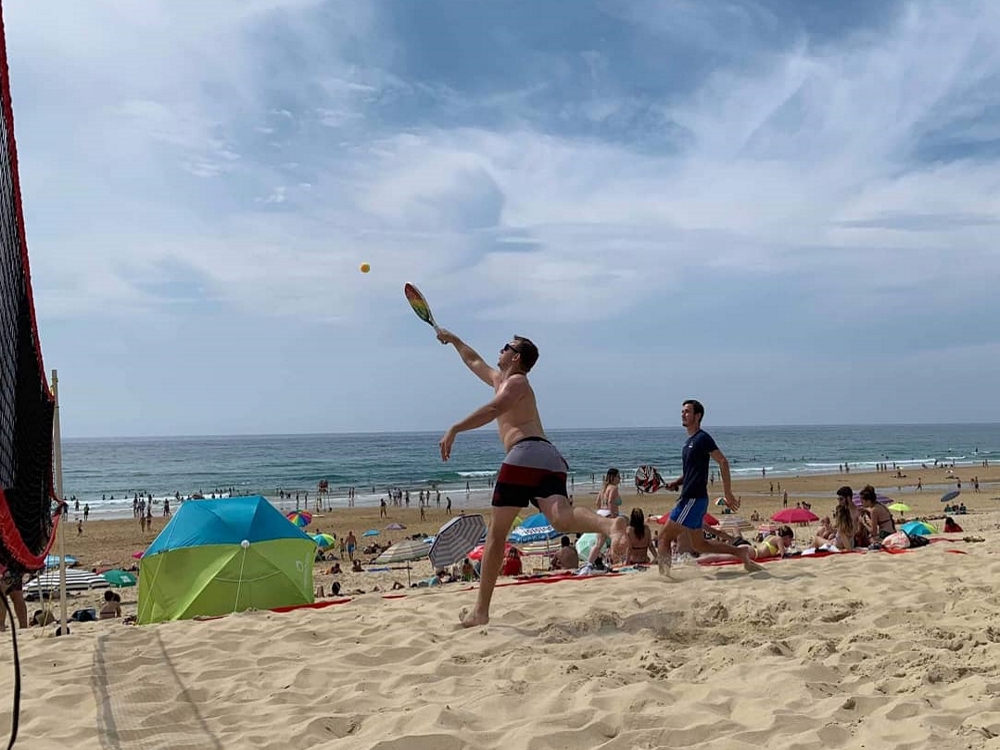 Tournois sportifs sur la plage