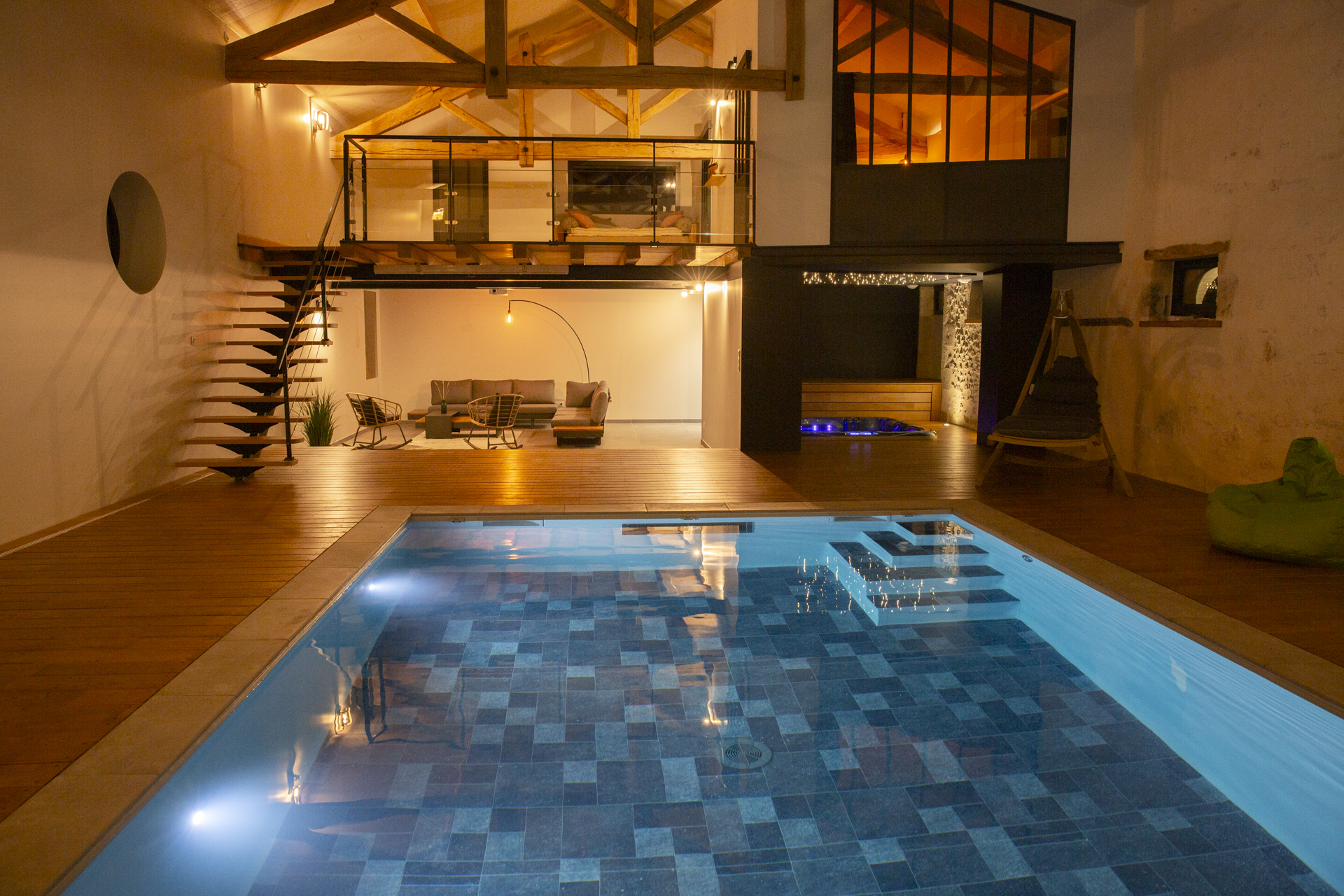 Au Bal des Hirondelles