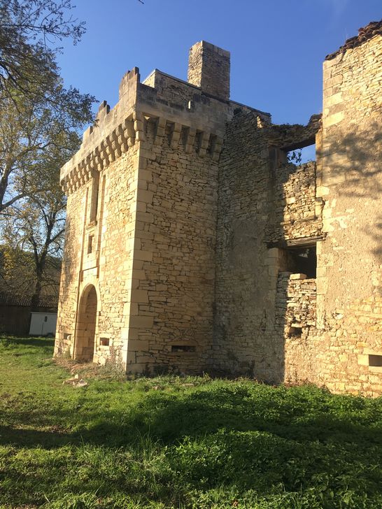 Animation médiévale avec l'installation d'un camp - Châteaux en fête