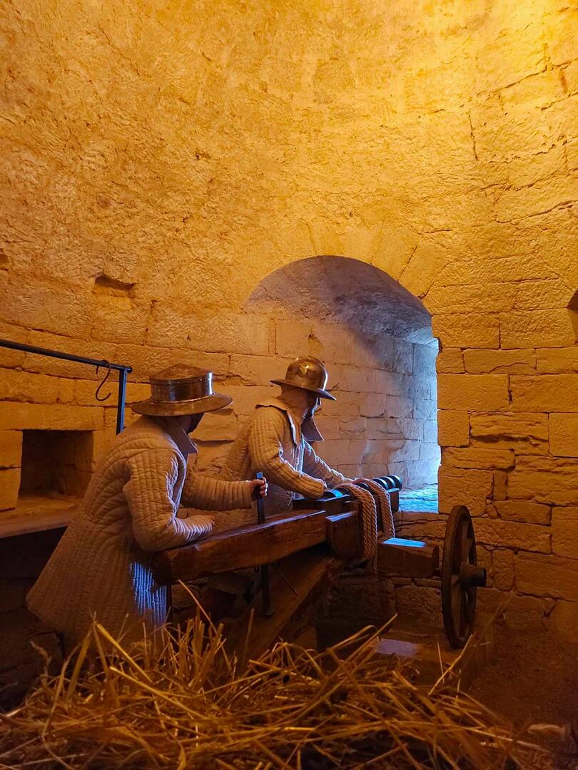 Château de Salignac, Salignac-Eyvigues - photo 3