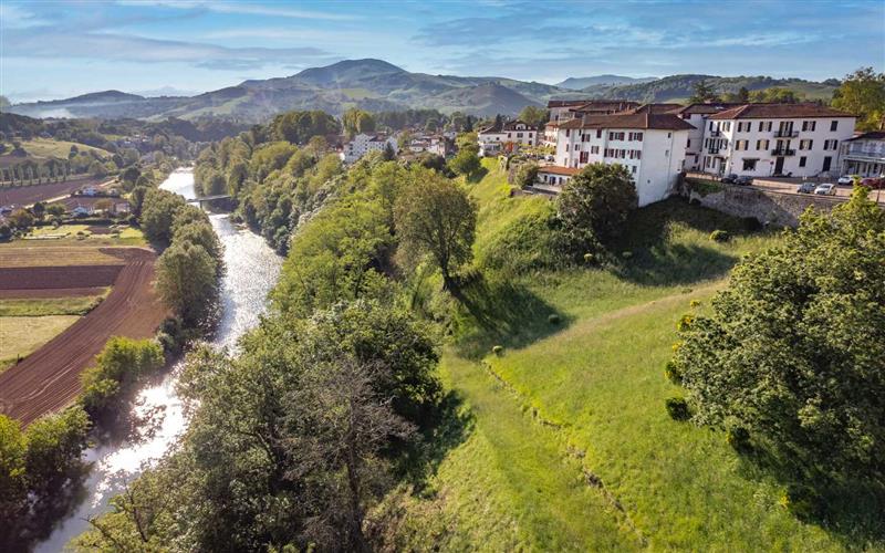 Visite guidée de Cambo-les-Bains 