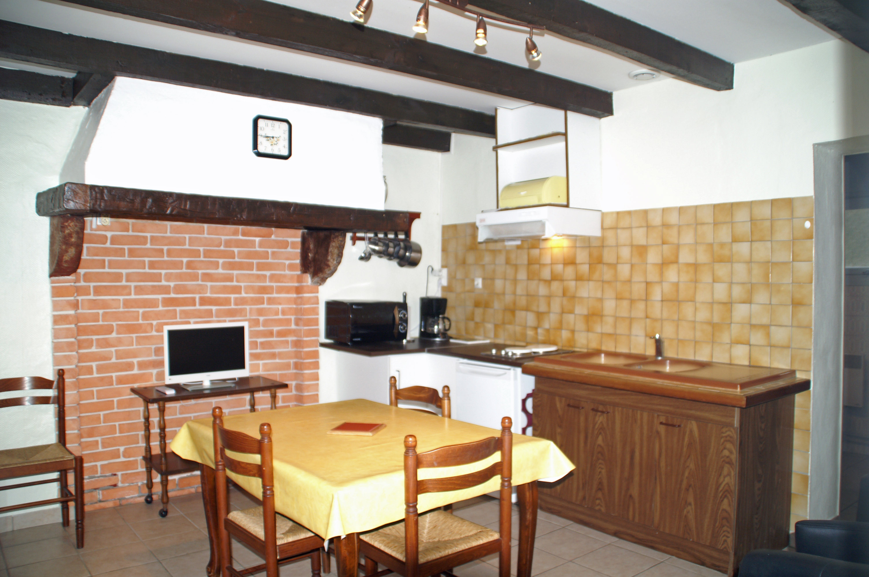 T3 - 1 à 4 pers. - LARSE/F, Rivière-Saas-et-Gourby - photo 4