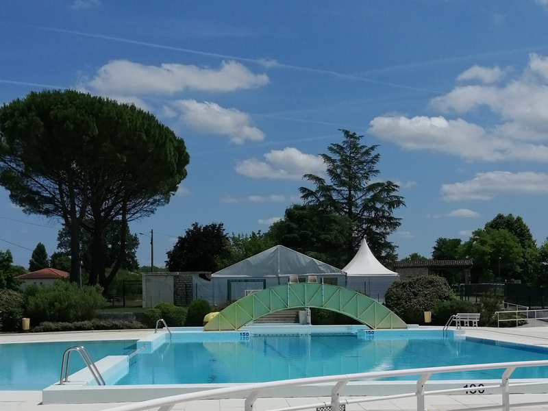 Piscine de Monflanquin