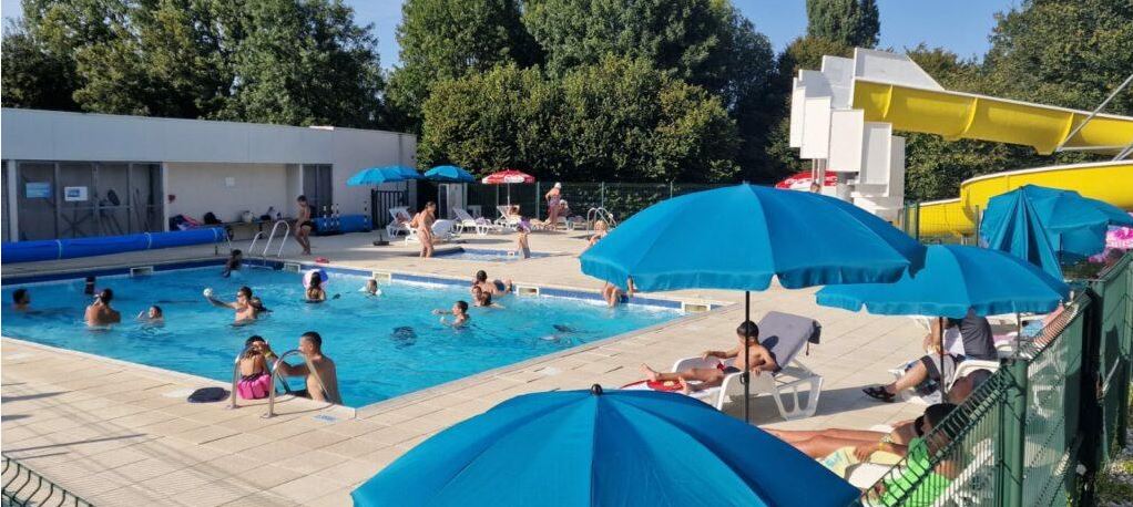 Piscine du camping le Moulin des Effres