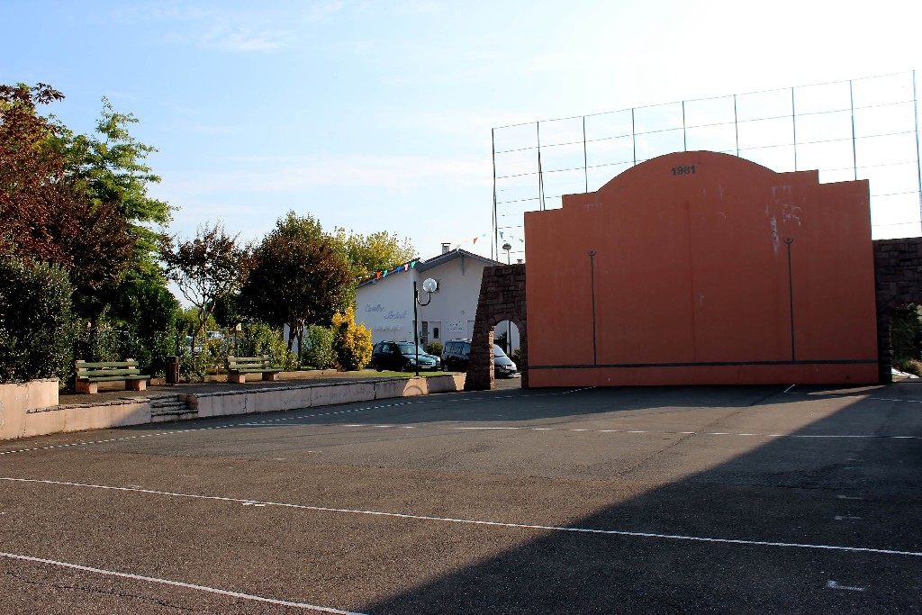 Fronton