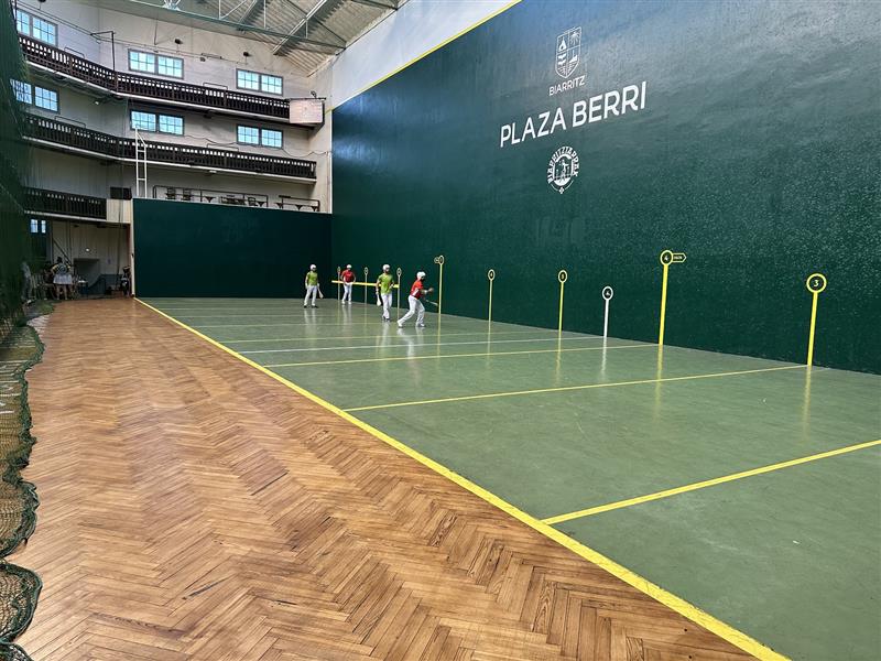 Fronton Plaza Berri
