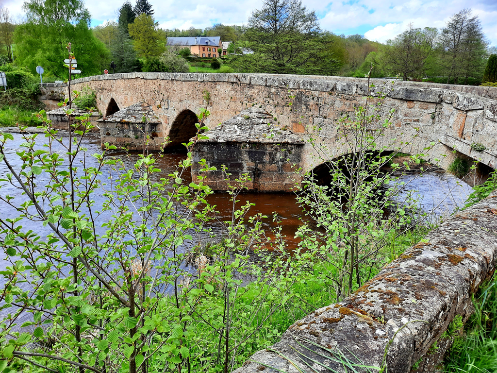 PATRIMOINE - Pont Roby, Felletin - photo 2