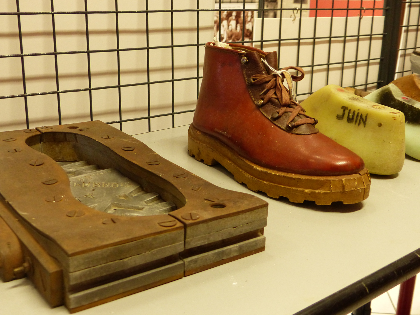 Salle de conservation de l'industrie locale, Pontacq