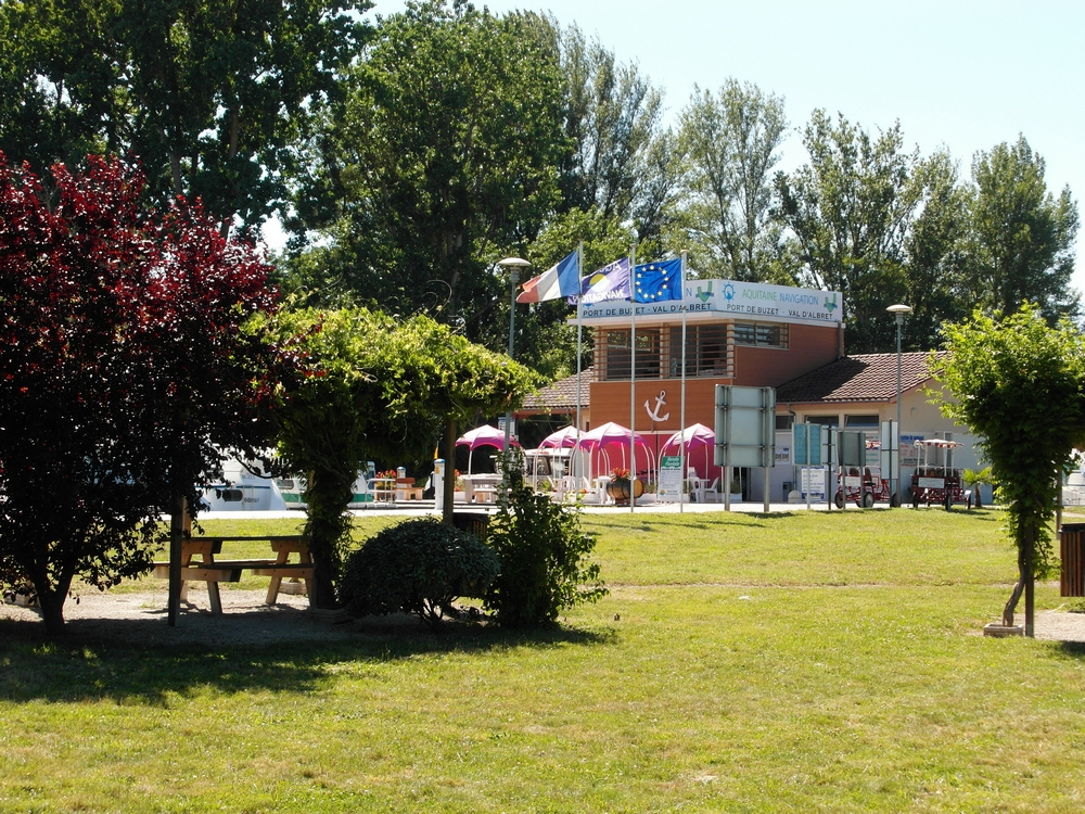 Village de Buzet-sur-Baïse, Buzet-sur-Baïse - photo 2