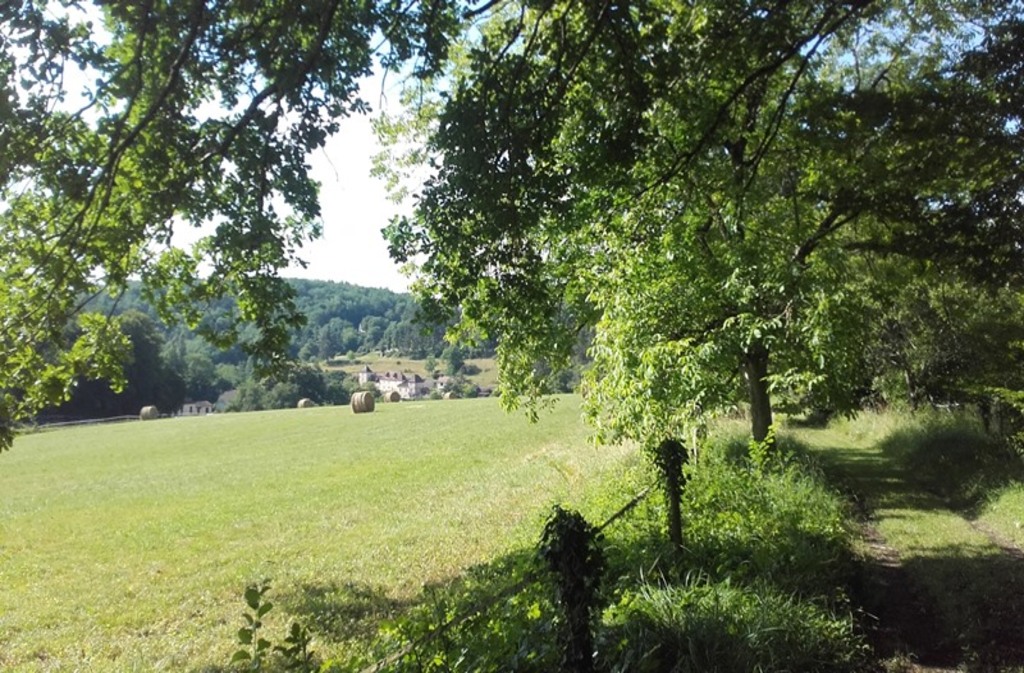 Il n'y a qu'à Banne...INYAQAB : La Petite Cabane, Cause-de-Clérans - photo 4