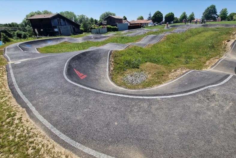 Pumptrack de Sainte-Marie-de-Gosse