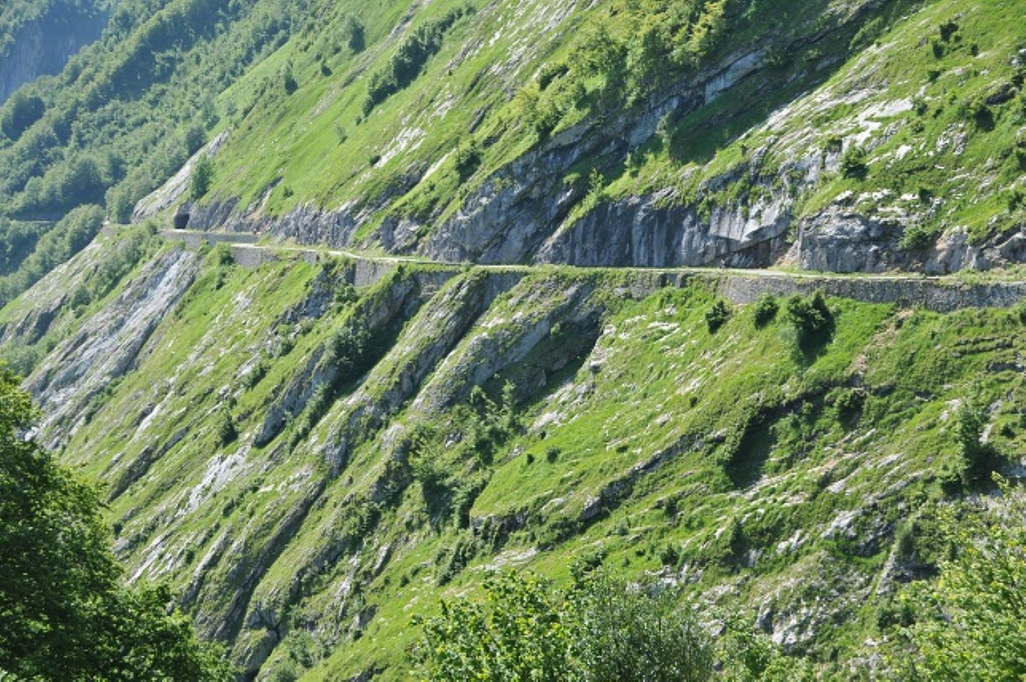 La boucle Col d'Aubisque - Col du Soulor à vélo, Louvie-Juzon - photo 5